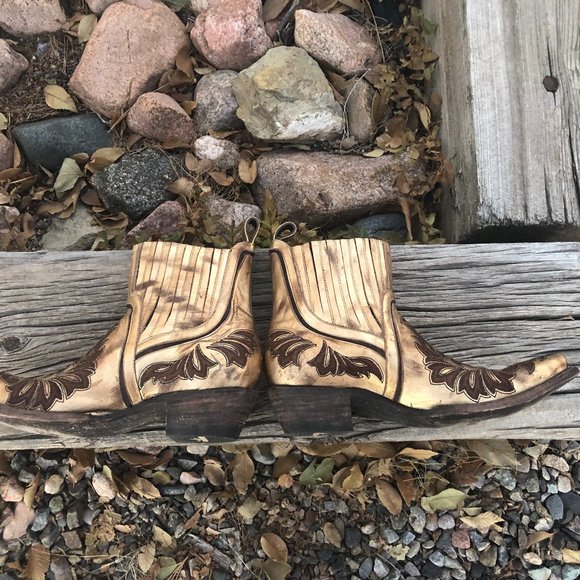 Old Gringo Short Boots - Picture 6 of 9